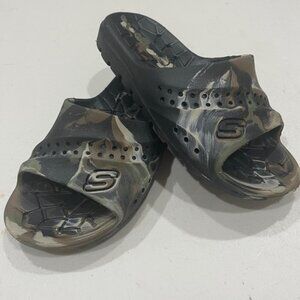 SKECHERS CAMOUFLAGE SLIDES KIDS SZ 12 RANGER CAMO SLIDE ON VERSATILE COMFORT